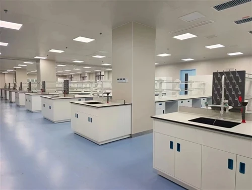 Làm thế nào để giảm thiểu mối nguy hiểm trong phòng thí nghiệm khoa học trườn...